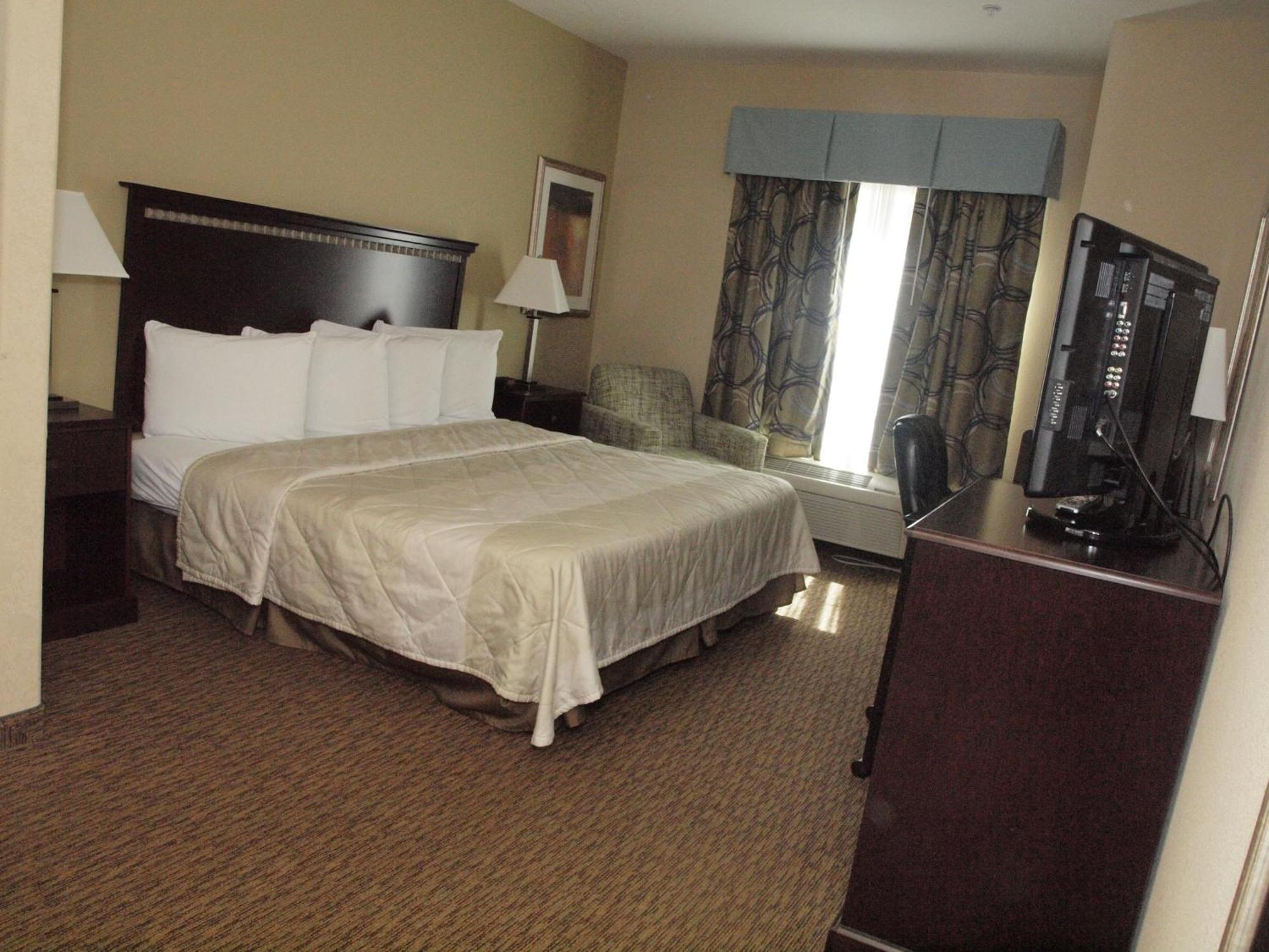 Magnolia Inn And Suites Pooler Exterior photo