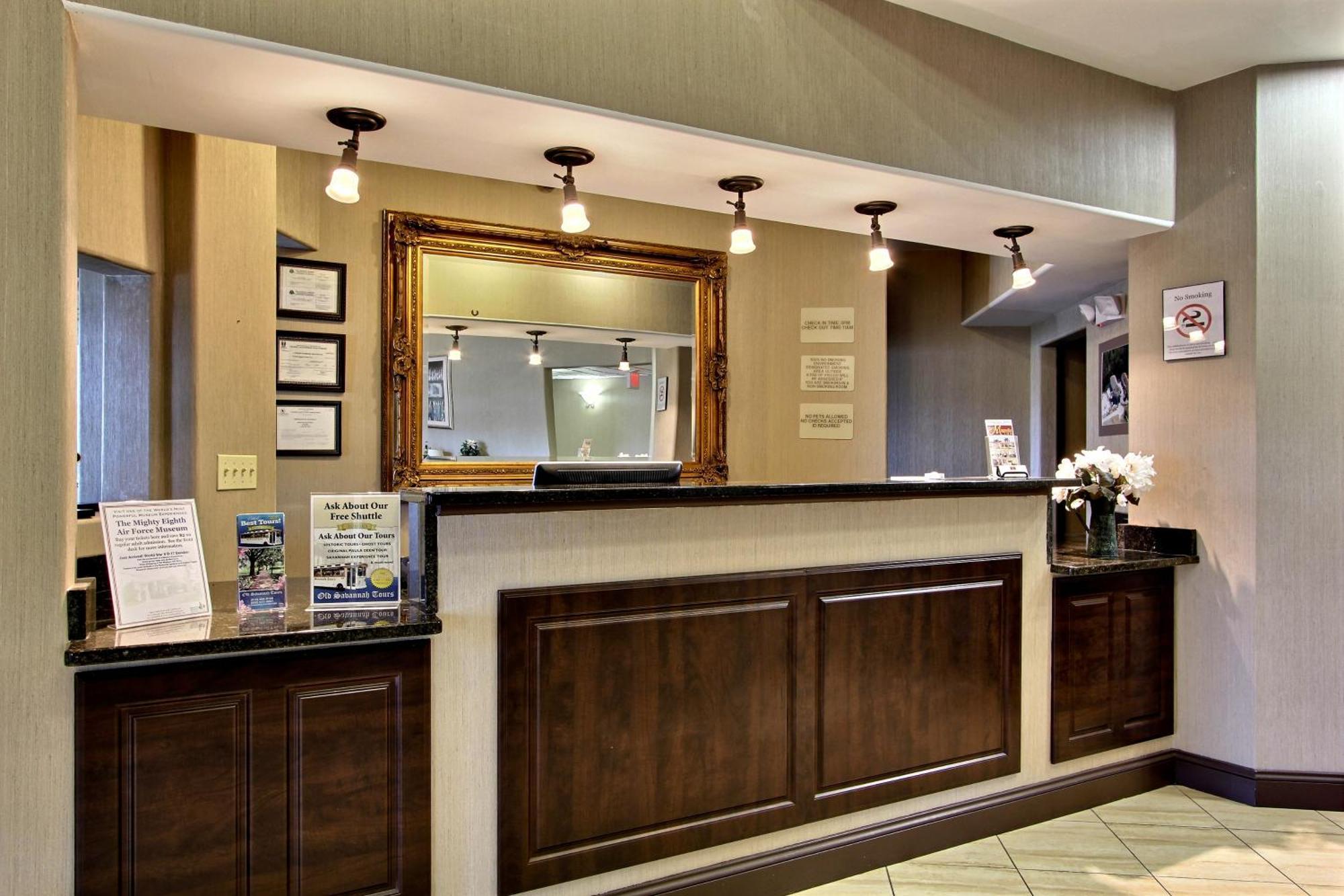 Magnolia Inn And Suites Pooler Exterior photo